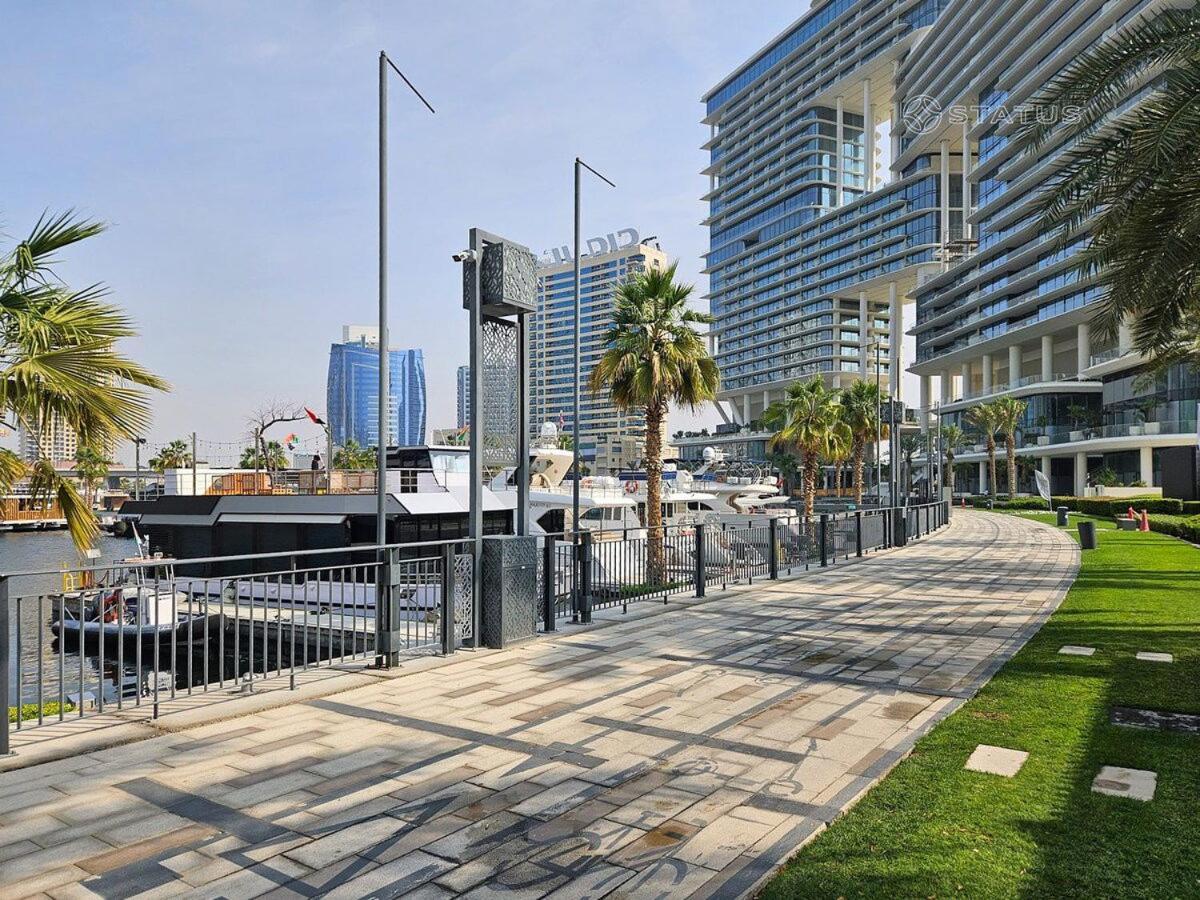 2br-bd-15ns Burj Khalifa Canal Views Apartment
